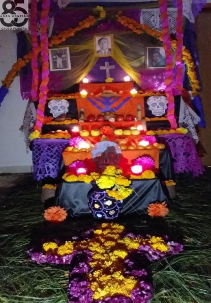 altar4.JPG